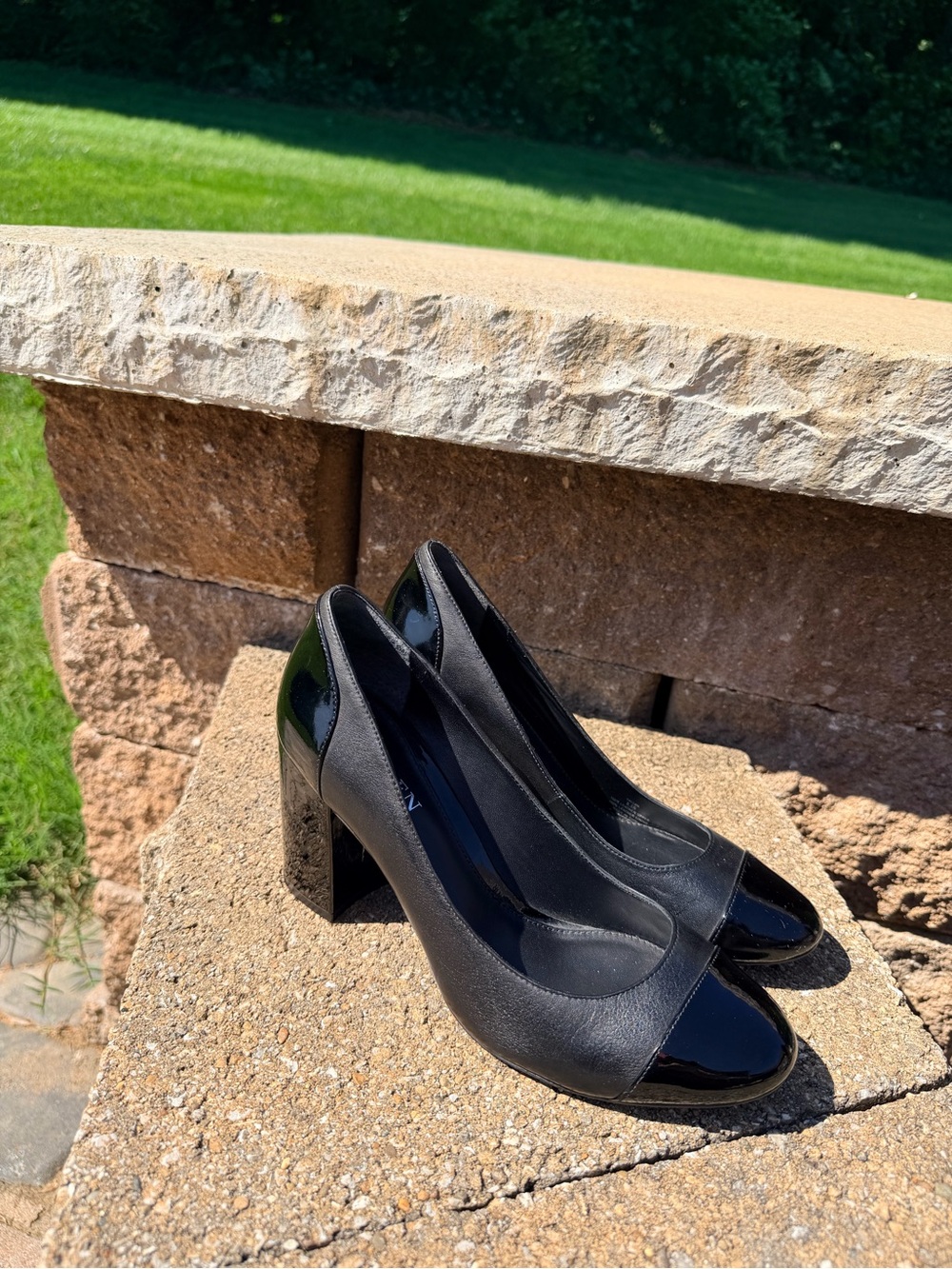 NWOT Ralph Lauren Women’s Classic Black Leather Block Heel Pumps